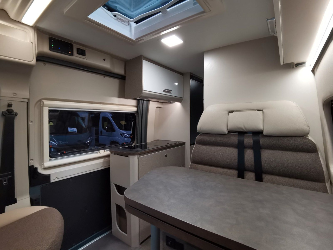 Camper van Karmann DAVIS 590 TRENDSTYLE / -2025-/ 140PS /PLUS-PAKET: fotoğraf 12
