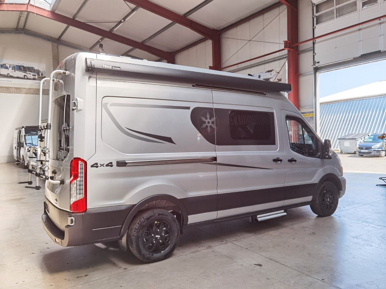 Karmann DEXTER 560 / 170PS - 4x4 / SOLAR & MARKISE & ALU - Camper van: fotoğraf 4 Karmann DEXTER 560 / 170PS - 4x4 / SOLAR & MARKISE & ALU - Camper van: fotoğraf 4