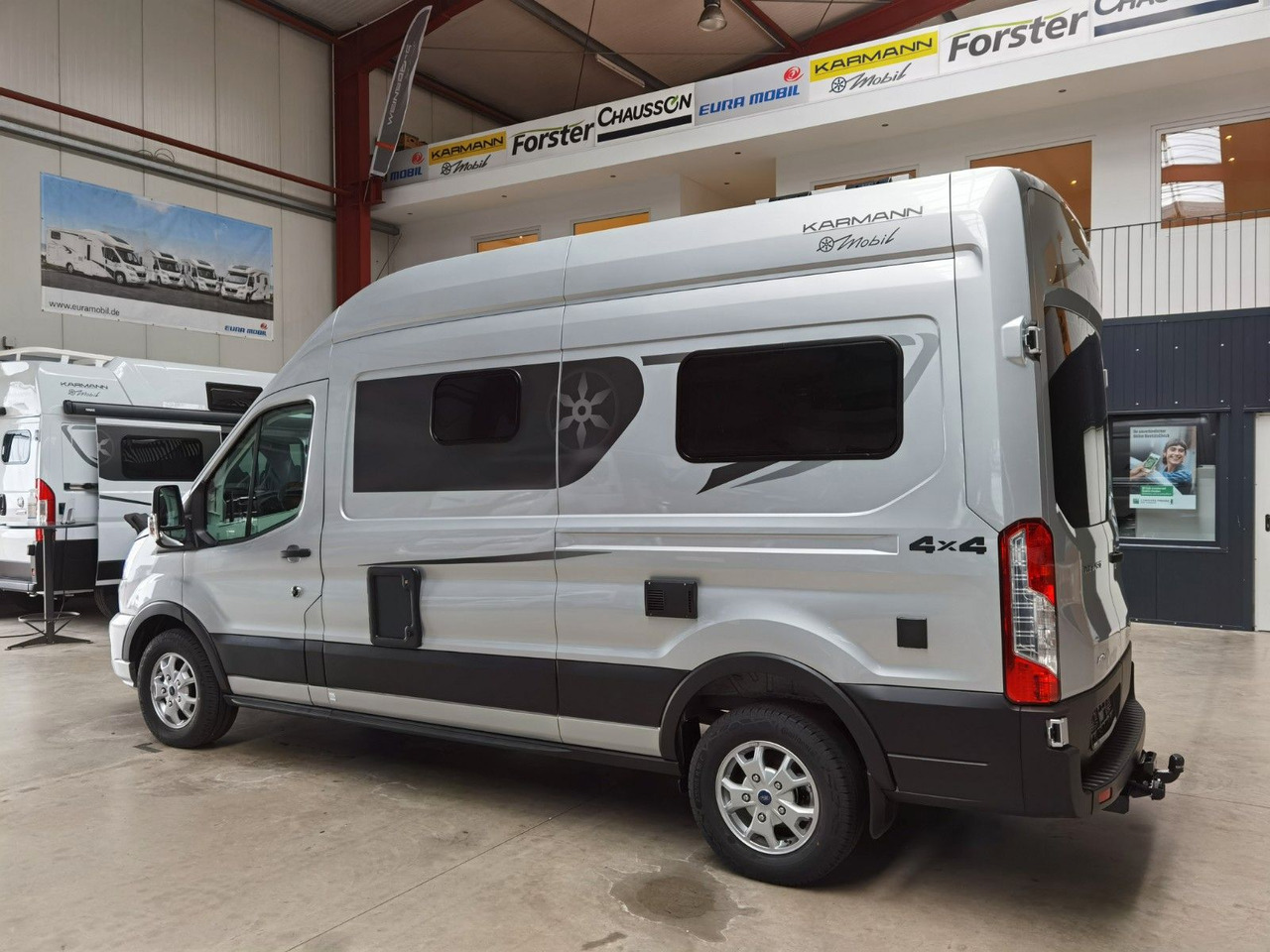 Karmann DEXTER 570 / 170PS-4x4 /SOLAR/ AHK/ EINZELBETTEN - Camper van: fotoğraf 5 Karmann DEXTER 570 / 170PS-4x4 /SOLAR/ AHK/ EINZELBETTEN - Camper van: fotoğraf 5