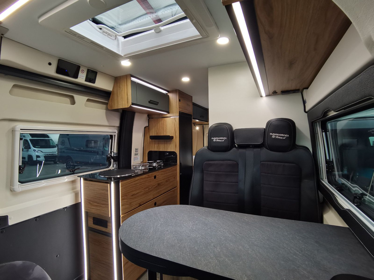 Karmann DEXTER 580 / MODELL 2026 / 8G.AUTOMATIK - Camper van: fotoğraf 4 Karmann DEXTER 580 / MODELL 2026 / 8G.AUTOMATIK - Camper van: fotoğraf 4