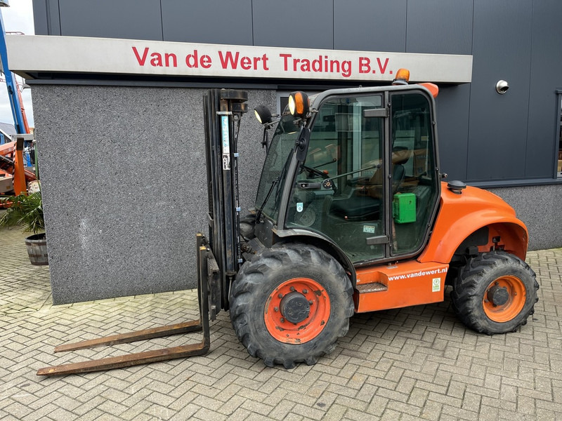 AUSA C 250 H X4 - Arazi tipi forklift: fotoğraf 3 AUSA C 250 H X4 - Arazi tipi forklift: fotoğraf 3