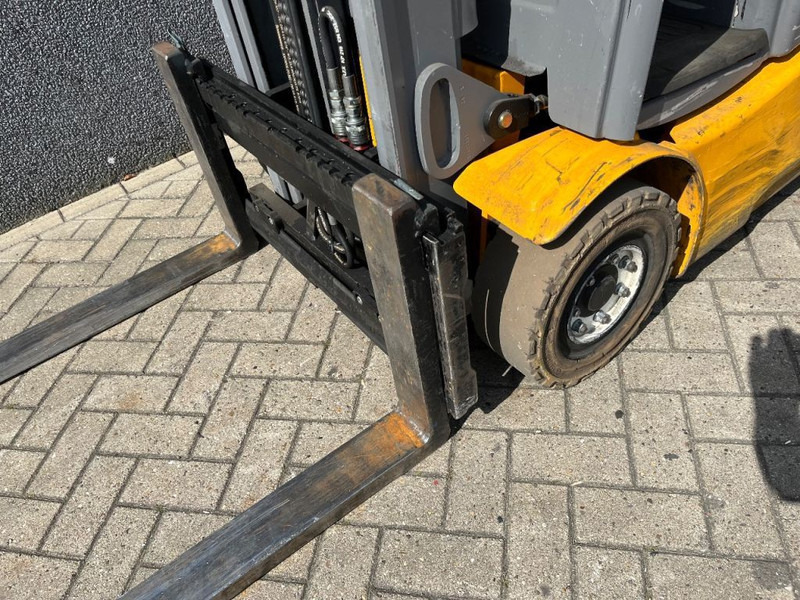 Jungheinrich EFG216K Heftruck Jungheinrich EFG216K Duplo 330 Freelift/Sideshift/4e functie Elektrisch 2016 - Elektrikli forklift: fotoğraf 5 Jungheinrich EFG216K Heftruck Jungheinrich EFG216K Duplo 330 Freelift/Sideshift/4e functie Elektrisch 2016 - Elektrikli forklift: fotoğraf 5