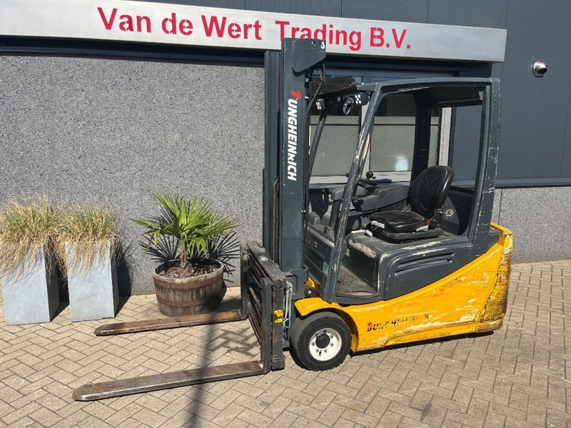 Jungheinrich EFG216K Heftruck Jungheinrich EFG216K Duplo 360 Freelift/Sideshift/vorkversteller Elektrisch Accu 2016 - Elektrikli forklift: fotoğraf 3 Jungheinrich EFG216K Heftruck Jungheinrich EFG216K Duplo 360 Freelift/Sideshift/vorkversteller Elektrisch Accu 2016 - Elektrikli forklift: fotoğraf 3