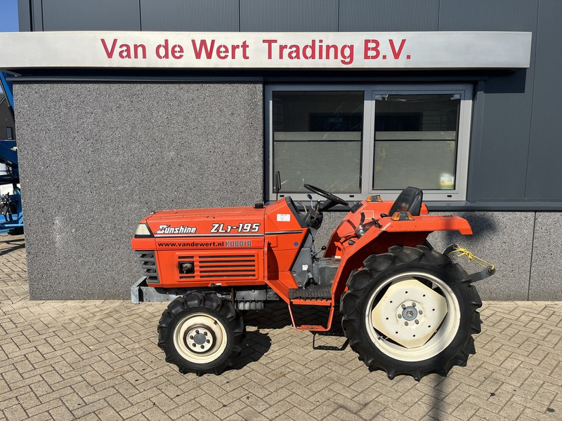 Kubota ZL1 195 D - Küçük traktör: fotoğraf 1 Kubota ZL1 195 D - Küçük traktör: fotoğraf 1