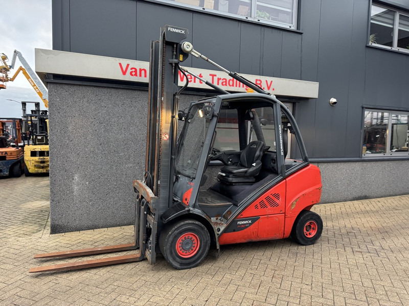 Linde H30D-02 Duplo 450 Sideshift / Vorkversteller VW Diesel 2014 - Dizel forklift: fotoğraf 2 Linde H30D-02 Duplo 450 Sideshift / Vorkversteller VW Diesel 2014 - Dizel forklift: fotoğraf 2
