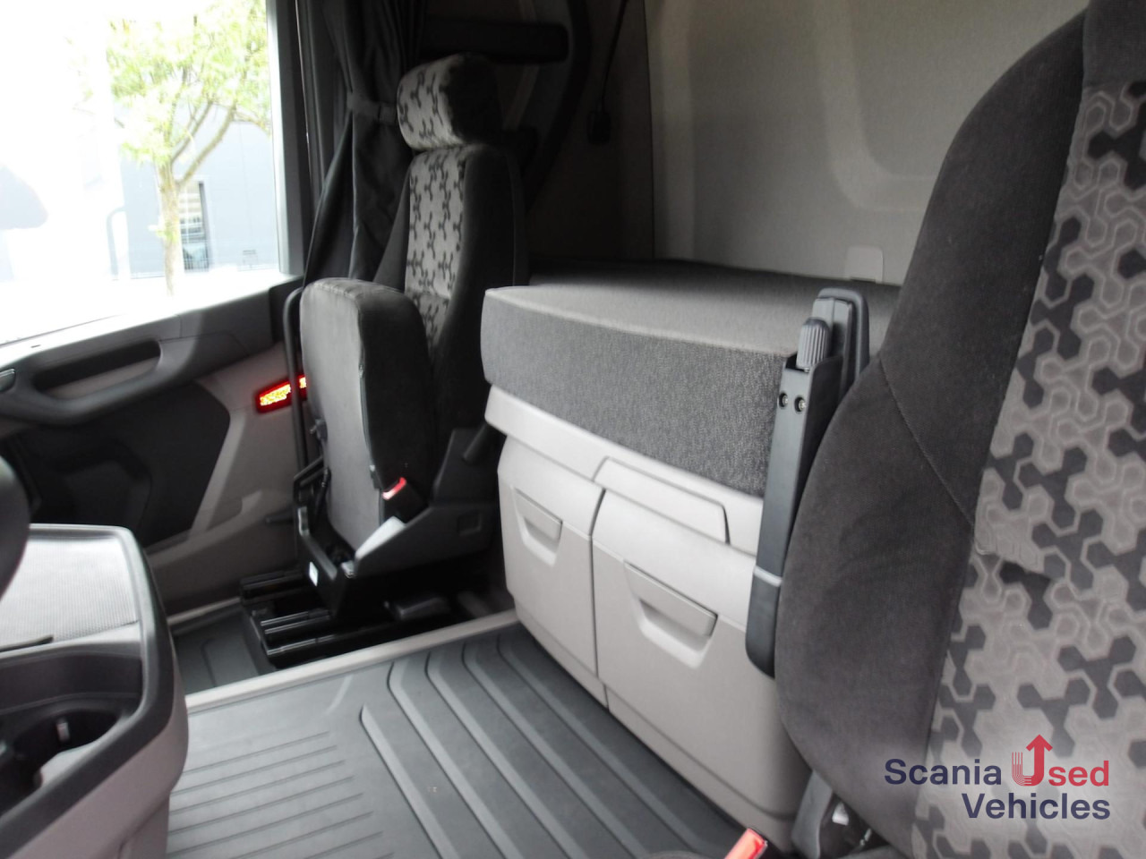SCANIA R460 A4X2 NA - Çekici: fotoğraf 4 SCANIA R460 A4X2 NA - Çekici: fotoğraf 4
