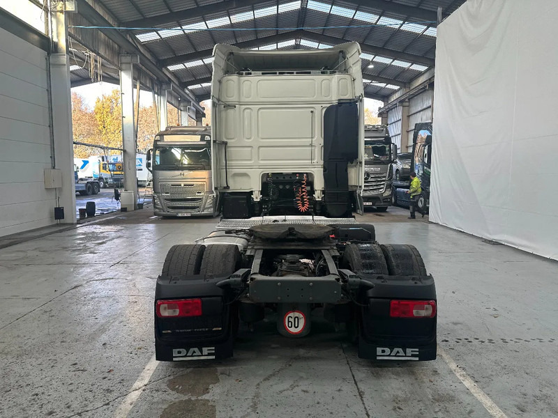 DAF XF 106.460 SPACECAB - Çekici: fotoğraf 4 DAF XF 106.460 SPACECAB - Çekici: fotoğraf 4