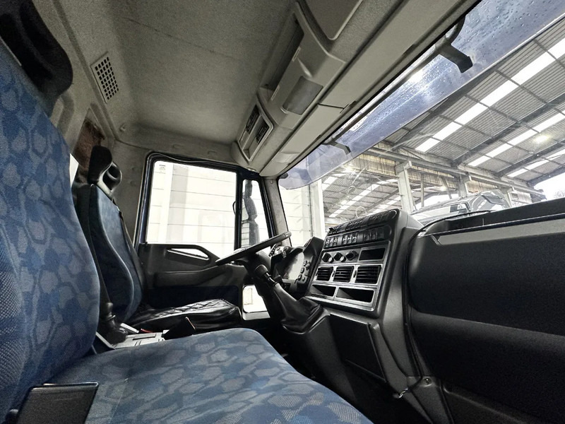 Kapalı kasa kamyon Iveco Eurocargo ML 120E25 EURO 5 / AIRCO: fotoğraf 11