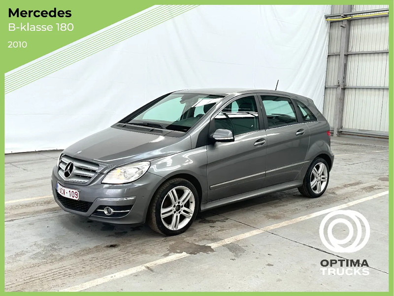 Mercedes-Benz B-Klasse 180 CDI - Sedan araba: fotoğraf 1 Mercedes-Benz B-Klasse 180 CDI - Sedan araba: fotoğraf 1