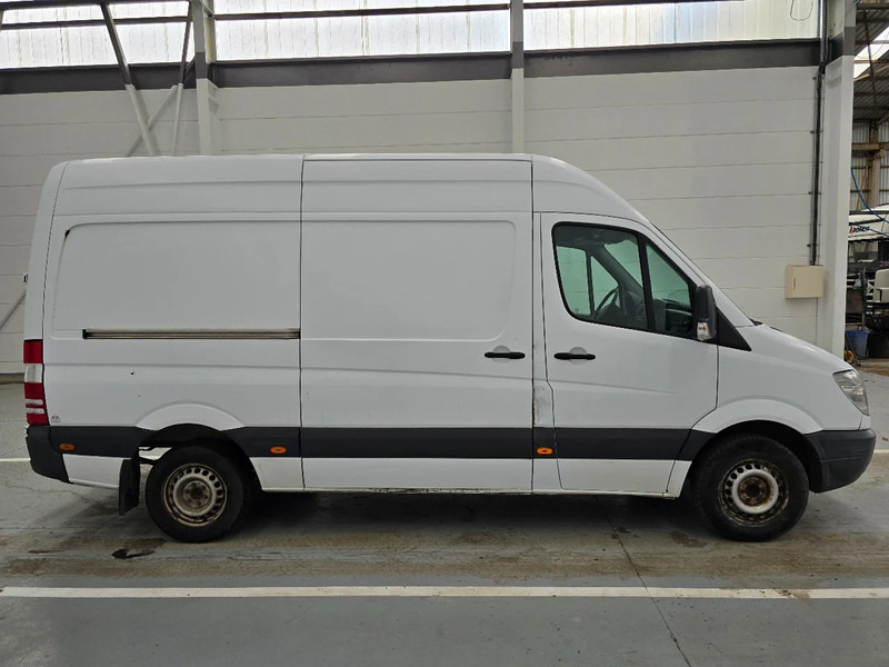 Mercedes-Benz Sprinter 313 CDI / AIRCO L2H2 - Panelvan, Çift kabin kamyonet: fotoğraf 4 Mercedes-Benz Sprinter 313 CDI / AIRCO L2H2 - Panelvan, Çift kabin kamyonet: fotoğraf 4