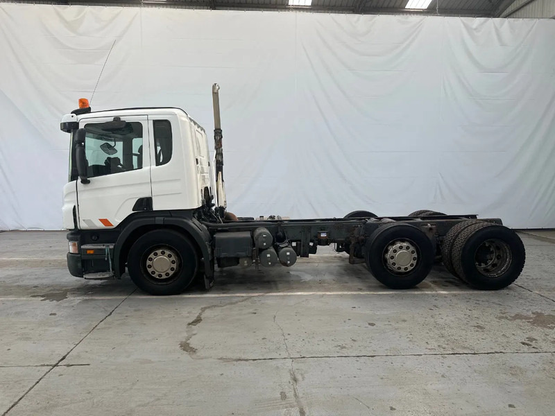Scania P230 6X2 / Essieu relevable directionnel / Stuurbare liftas / Steerable lift axle / RETARDER / 481205 - Şasi kamyon: fotoğraf 2 Scania P230 6X2 / Essieu relevable directionnel / Stuurbare liftas / Steerable lift axle / RETARDER / 481205 - Şasi kamyon: fotoğraf 2
