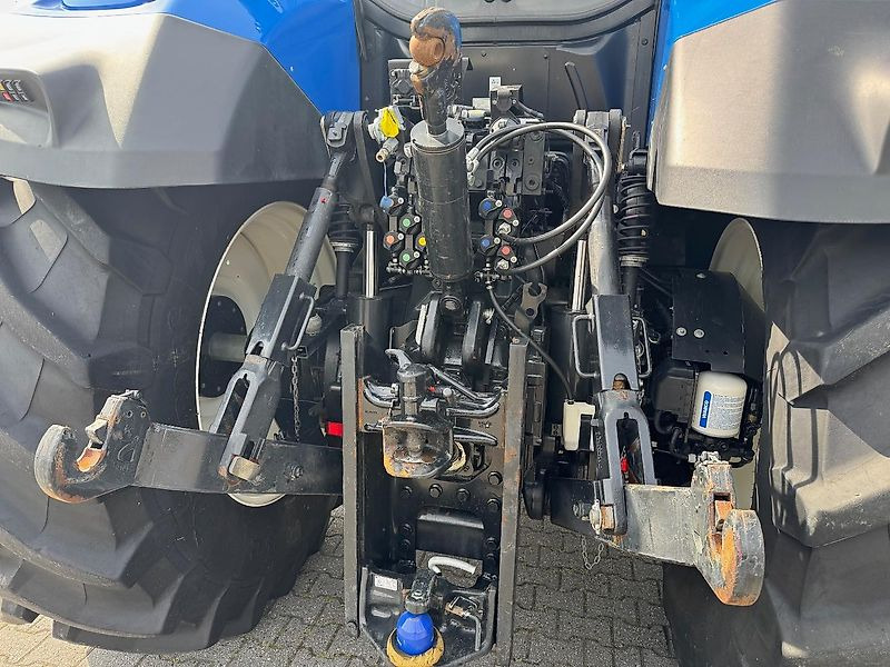 New Holland T7.315HD PLMi 2022 2860 UUR + GPS!!! - Traktör: fotoğraf 4 New Holland T7.315HD PLMi 2022 2860 UUR + GPS!!! - Traktör: fotoğraf 4