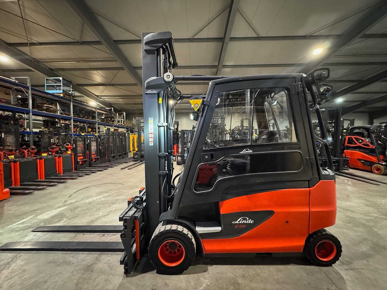 06/2023 SERVICE + UVV 11/2026 LINDE E35HL 3.500KG 3.+4. VALVE 180CM FORK ADJUSTER ELECTRIC FORKLIFT 8.839 HOURS - Forklift: fotoğraf 3 06/2023 SERVICE + UVV 11/2026 LINDE E35HL 3.500KG 3.+4. VALVE 180CM FORK ADJUSTER ELECTRIC FORKLIFT 8.839 HOURS - Forklift: fotoğraf 3