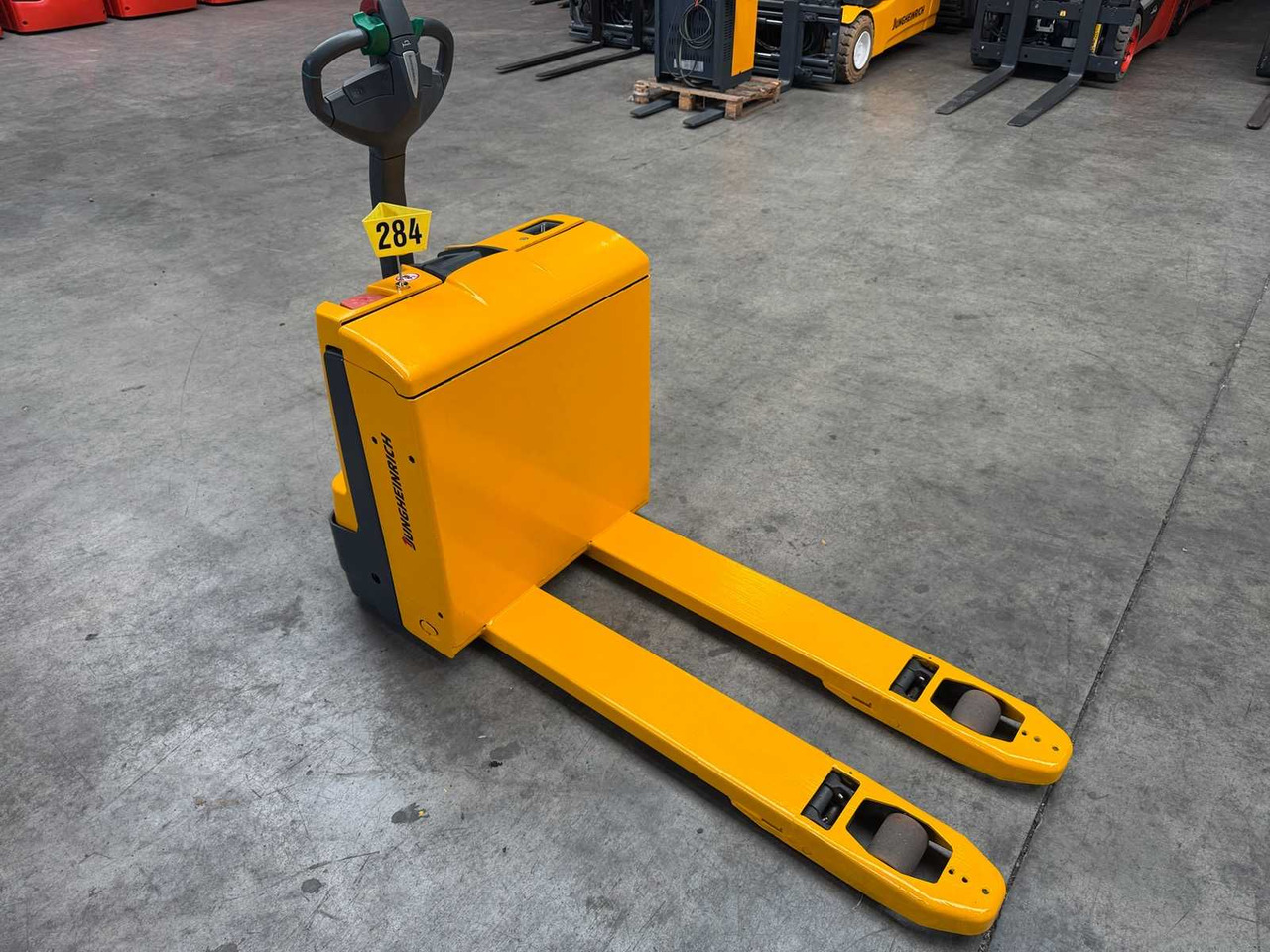 10/2024 SERVICE+UVV 10/2026 JUNGHEINRICH EJE116 1,600KG PALLET TRUCK ANT 2,198 HOURS - Forklift: fotoğraf 2 10/2024 SERVICE+UVV 10/2026 JUNGHEINRICH EJE116 1,600KG PALLET TRUCK ANT 2,198 HOURS - Forklift: fotoğraf 2