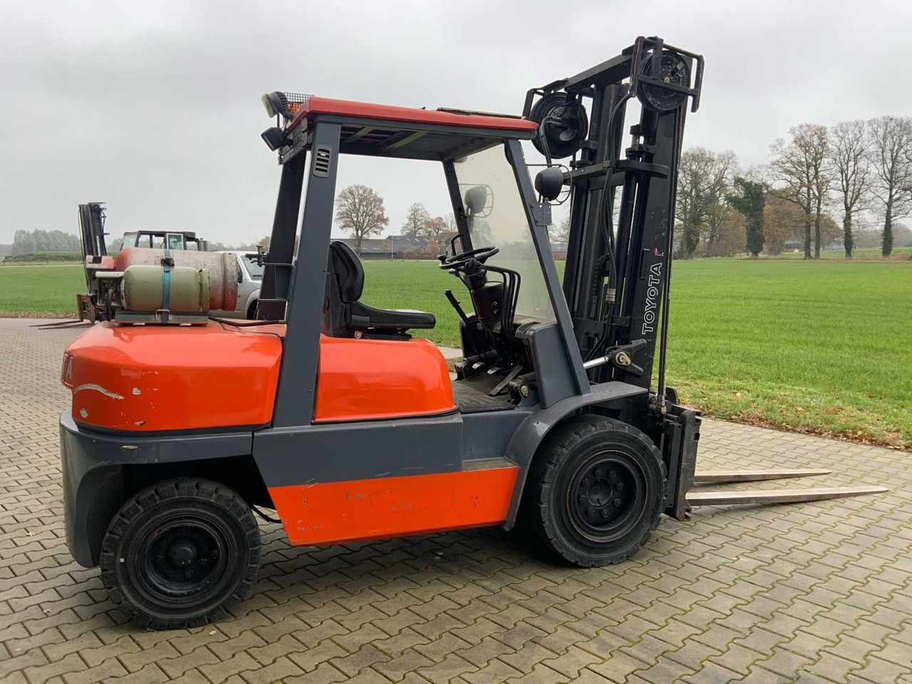 1998 TOYOTA 52-6FG40 FORKLIFT - Forklift: fotoğraf 4 1998 TOYOTA 52-6FG40 FORKLIFT - Forklift: fotoğraf 4