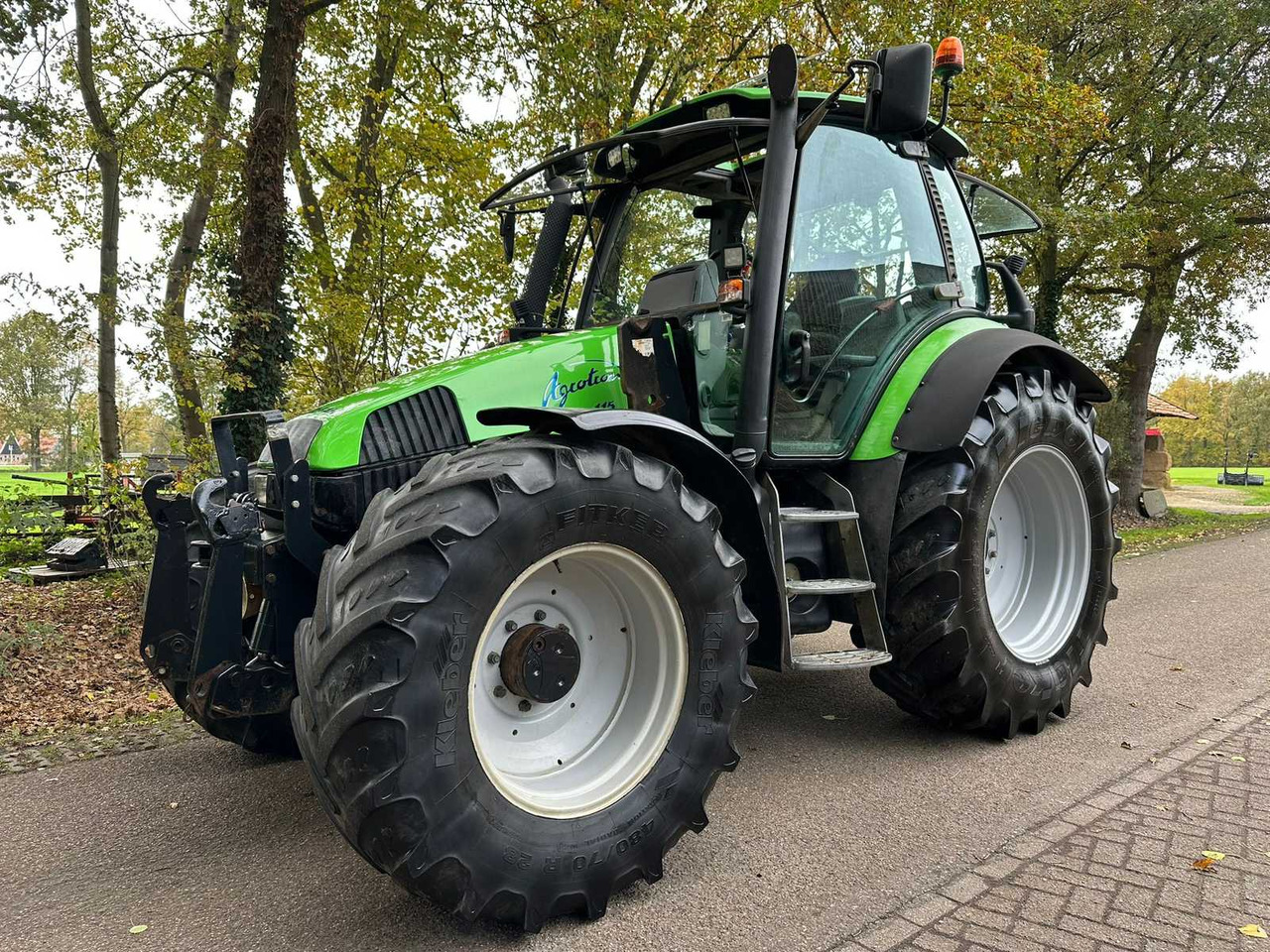 2003 DEUTZ-FAHR AGROTRON 115 MK3 ALL-WHEEL DRIVE FARM TRACTOR - Traktör: fotoğraf 1 2003 DEUTZ-FAHR AGROTRON 115 MK3 ALL-WHEEL DRIVE FARM TRACTOR - Traktör: fotoğraf 1