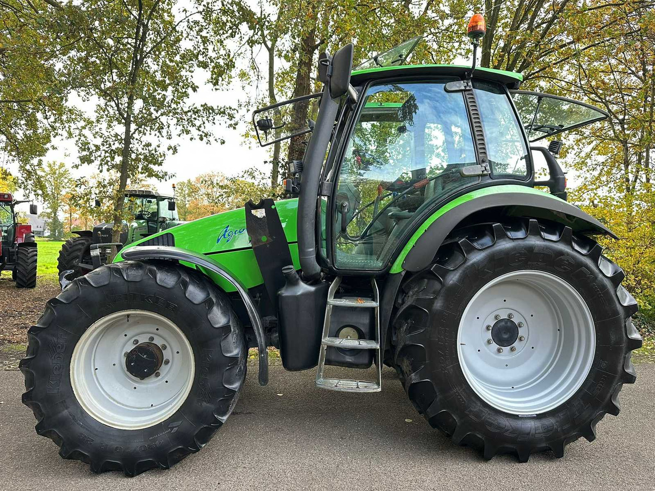 2003 DEUTZ-FAHR AGROTRON 115 MK3 ALL-WHEEL DRIVE FARM TRACTOR - Traktör: fotoğraf 3 2003 DEUTZ-FAHR AGROTRON 115 MK3 ALL-WHEEL DRIVE FARM TRACTOR - Traktör: fotoğraf 3