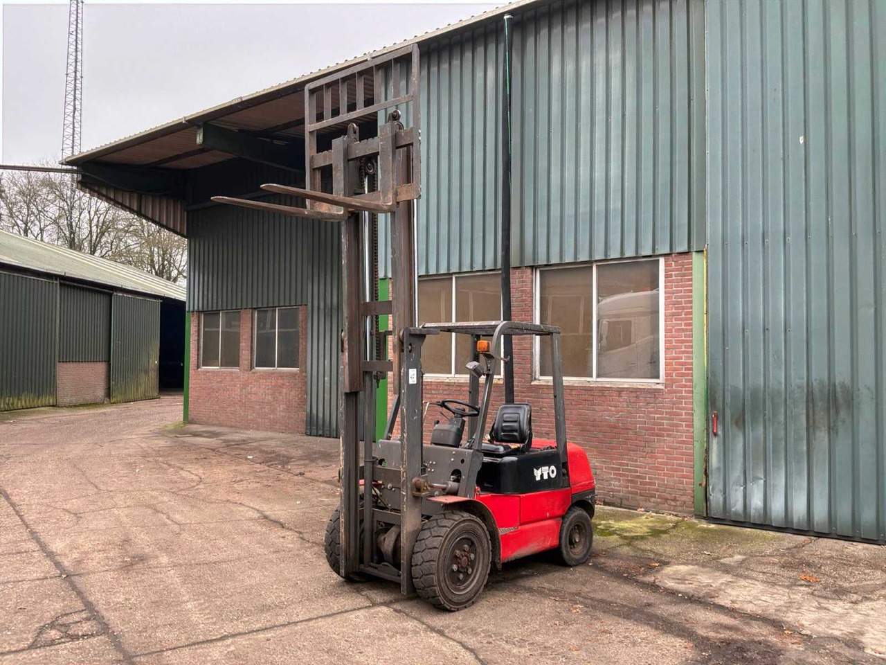 2004 YTO FORKLIFT DIESEL - Forklift: fotoğraf 1 2004 YTO FORKLIFT DIESEL - Forklift: fotoğraf 1