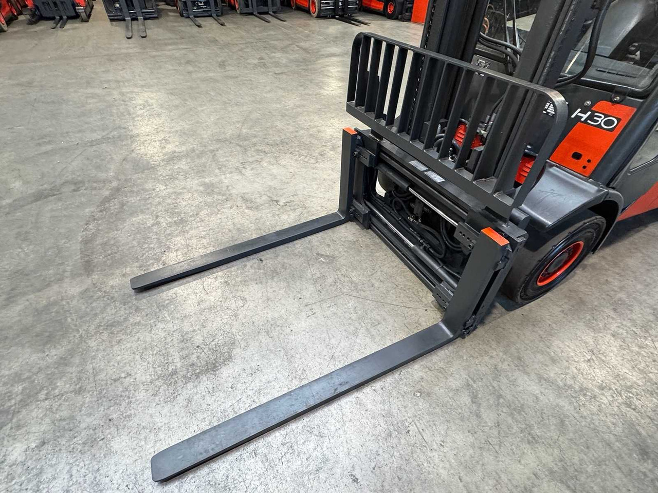 2006 LINDE H30T 3.000KG 3.+4. - Forklift: fotoğraf 2 2006 LINDE H30T 3.000KG 3.+4. - Forklift: fotoğraf 2