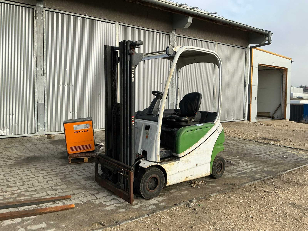 2007 STILL RX20-16 CANNIBALIZING FORKLIFT - Forklift: fotoğraf 1 2007 STILL RX20-16 CANNIBALIZING FORKLIFT - Forklift: fotoğraf 1