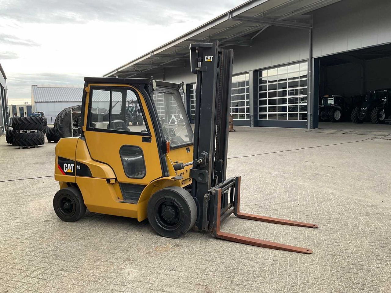 2013 CATERPILLAR DP40N FORKLIFT - Forklift: fotoğraf 3 2013 CATERPILLAR DP40N FORKLIFT - Forklift: fotoğraf 3