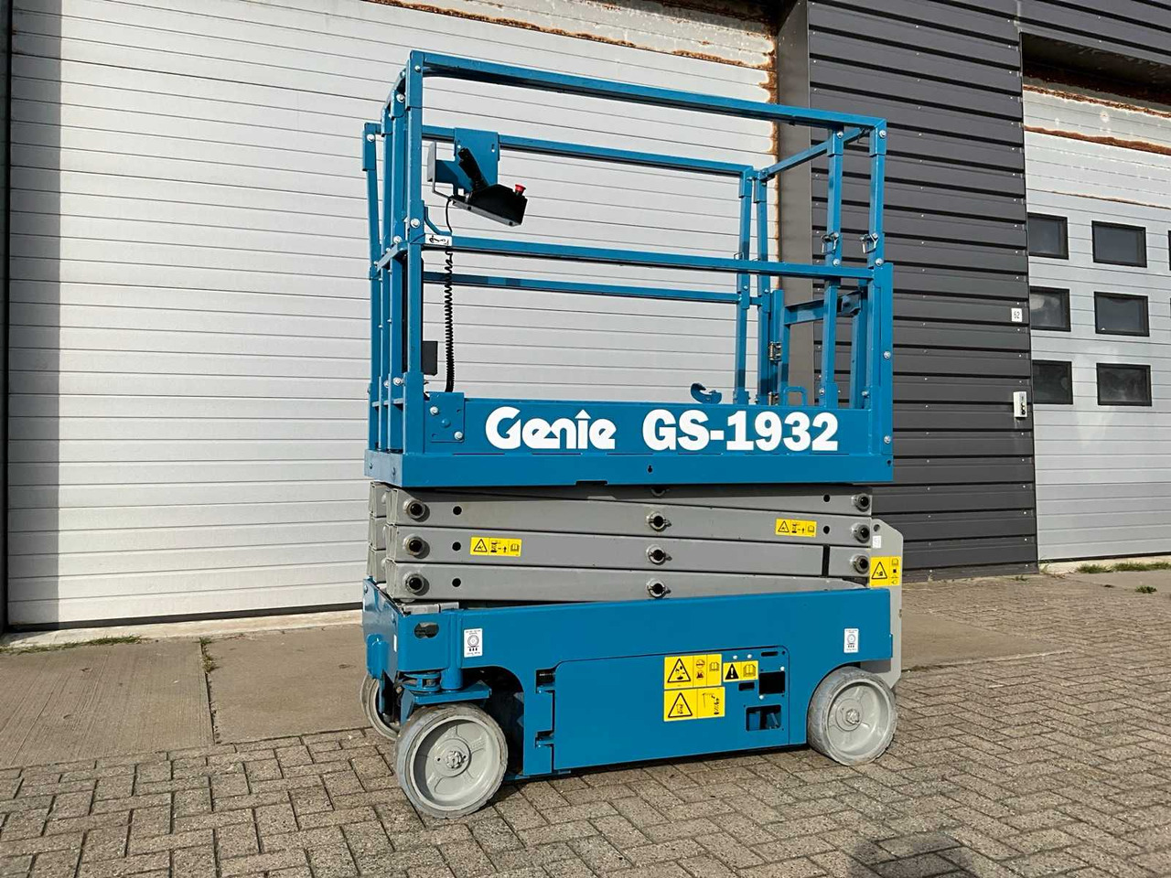 2013 GENIE GS-1932 AERIAL PLATFORM - Araçüstü platform: fotoğraf 1 2013 GENIE GS-1932 AERIAL PLATFORM - Araçüstü platform: fotoğraf 1