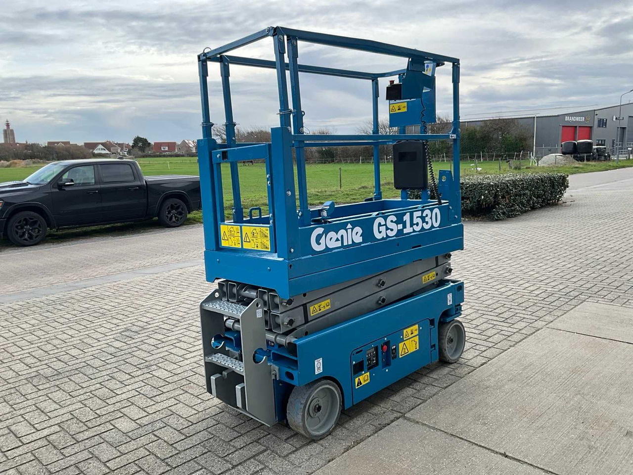 2014 GENIE GS-1530 AERIAL WORK PLATFORM - Araçüstü platform: fotoğraf 3 2014 GENIE GS-1530 AERIAL WORK PLATFORM - Araçüstü platform: fotoğraf 3