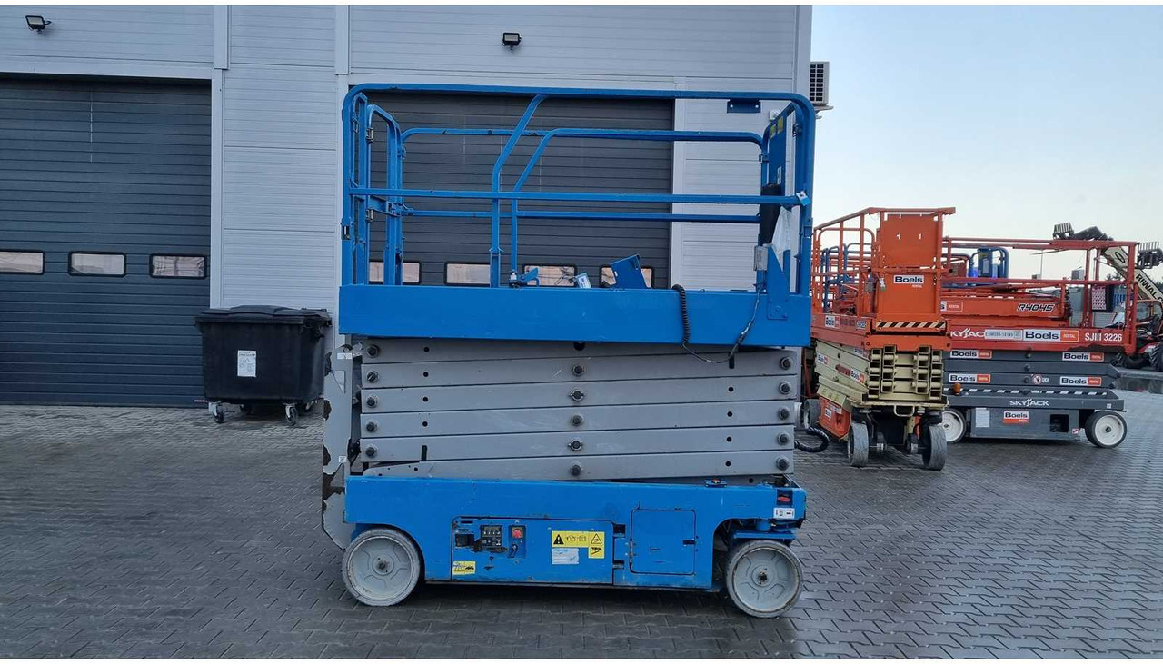 2015 GENIE GS 4047 AERIAL WORK PLATFORMS (ESN14015016) - Araçüstü platform: fotoğraf 3 2015 GENIE GS 4047 AERIAL WORK PLATFORMS (ESN14015016) - Araçüstü platform: fotoğraf 3