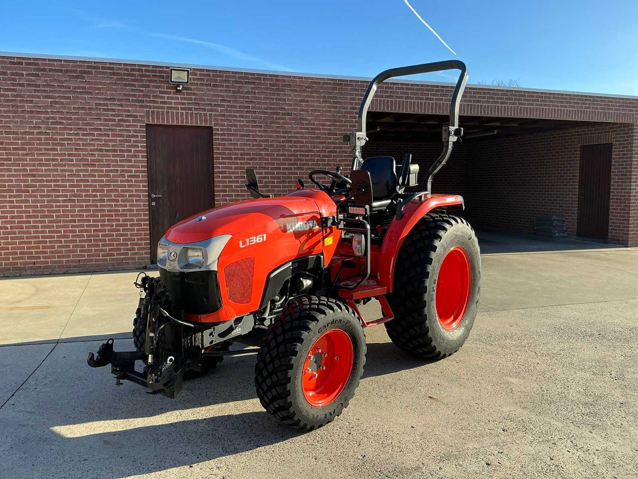 2020 KUBOTA L1361 FOUR WHEEL DRIVE FARM TRACTOR - Traktör: fotoğraf 1 2020 KUBOTA L1361 FOUR WHEEL DRIVE FARM TRACTOR - Traktör: fotoğraf 1