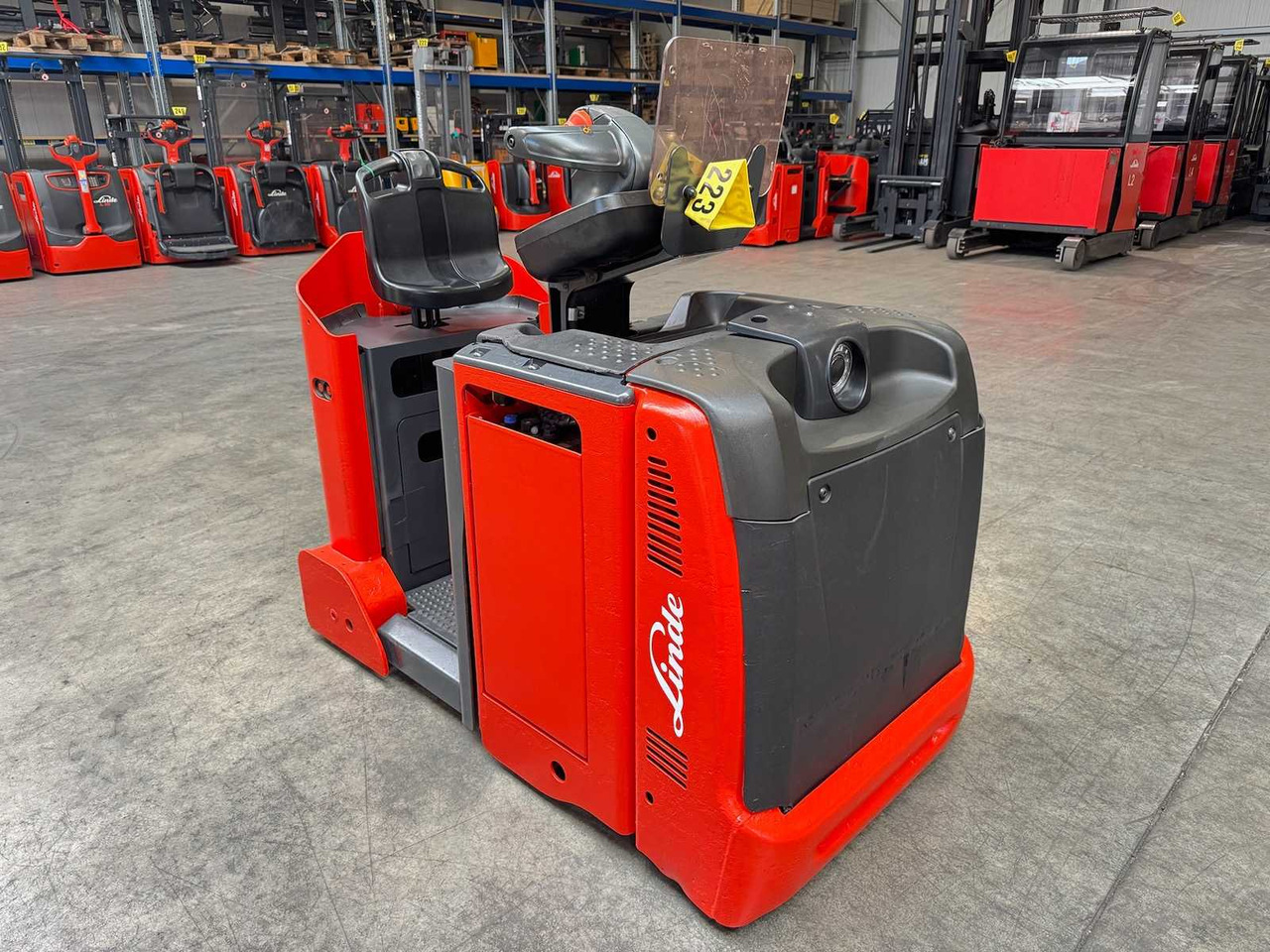 2023 SERVICE + UVV 06/2026 LINDE P50C 5.000KG TRACTOR TOWING VEHICLE TRACTOR 2.633 HOURS 500AH BATTERY - Forklift: fotoğraf 1 2023 SERVICE + UVV 06/2026 LINDE P50C 5.000KG TRACTOR TOWING VEHICLE TRACTOR 2.633 HOURS 500AH BATTERY - Forklift: fotoğraf 1