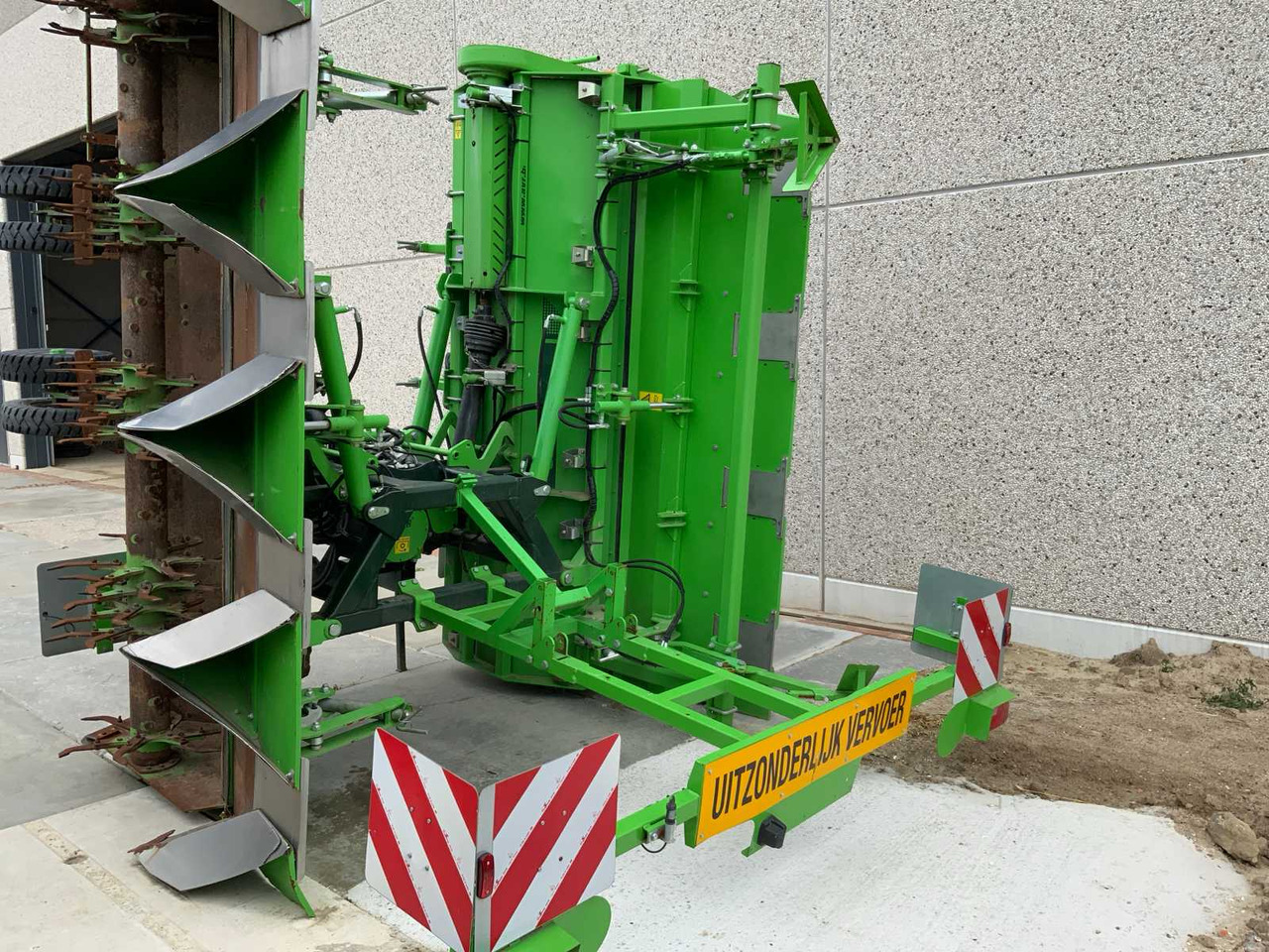 AVG Ge-Force HD 8X75 - Rotovatör: fotoğraf 4 AVG Ge-Force HD 8X75 - Rotovatör: fotoğraf 4