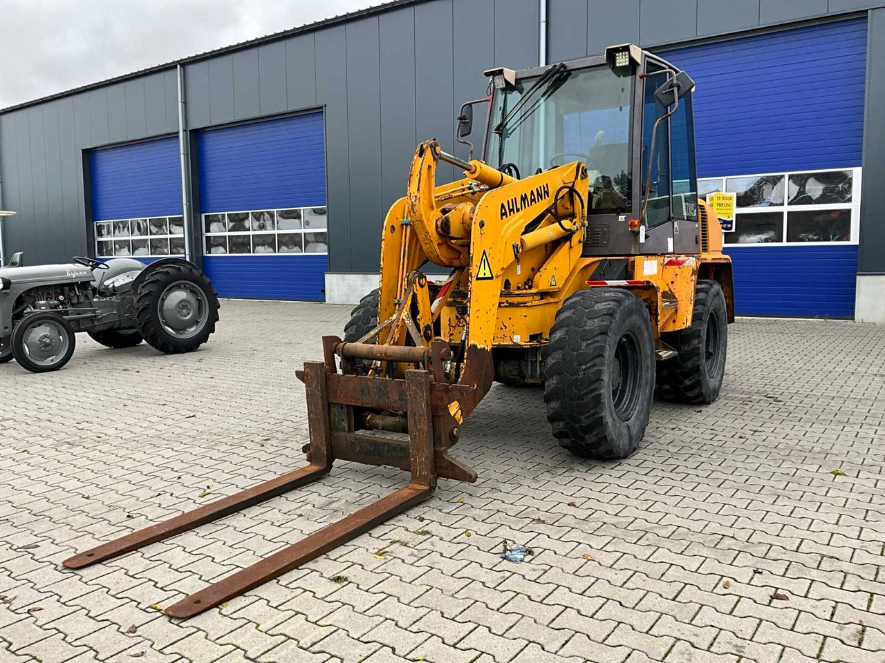 Ahlmann AZ85t - Tekerlekli yükleyici: fotoğraf 1 Ahlmann AZ85t - Tekerlekli yükleyici: fotoğraf 1