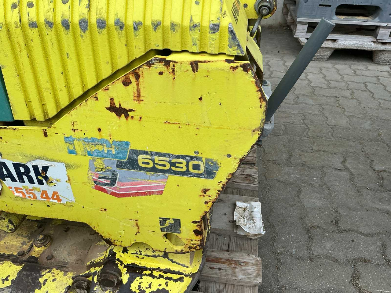 Ammann APH 6530 - Titreşimli kompaktör: fotoğraf 4 Ammann APH 6530 - Titreşimli kompaktör: fotoğraf 4