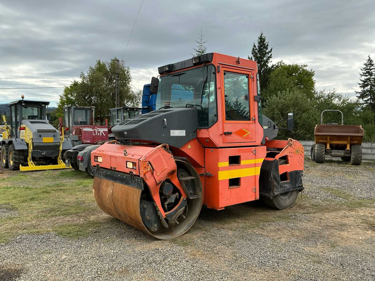 Bomag BW 174 AC - Kompaktör: fotoğraf 1 Bomag BW 174 AC - Kompaktör: fotoğraf 1