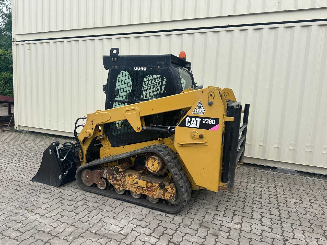 CAT 239D - Mini yükleyici: fotoğraf 3 CAT 239D - Mini yükleyici: fotoğraf 3
