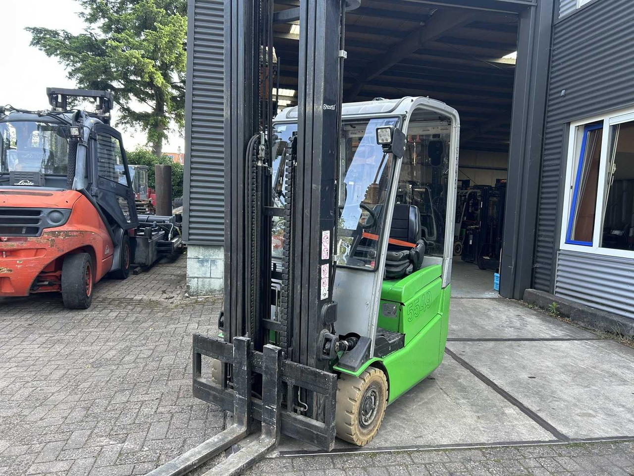 CESAB - 2017 - B315 - FORKLIFT TRIPLEX - FREE-LIFT - SIDE-SHIFT - Forklift: fotoğraf 1 CESAB - 2017 - B315 - FORKLIFT TRIPLEX - FREE-LIFT - SIDE-SHIFT - Forklift: fotoğraf 1