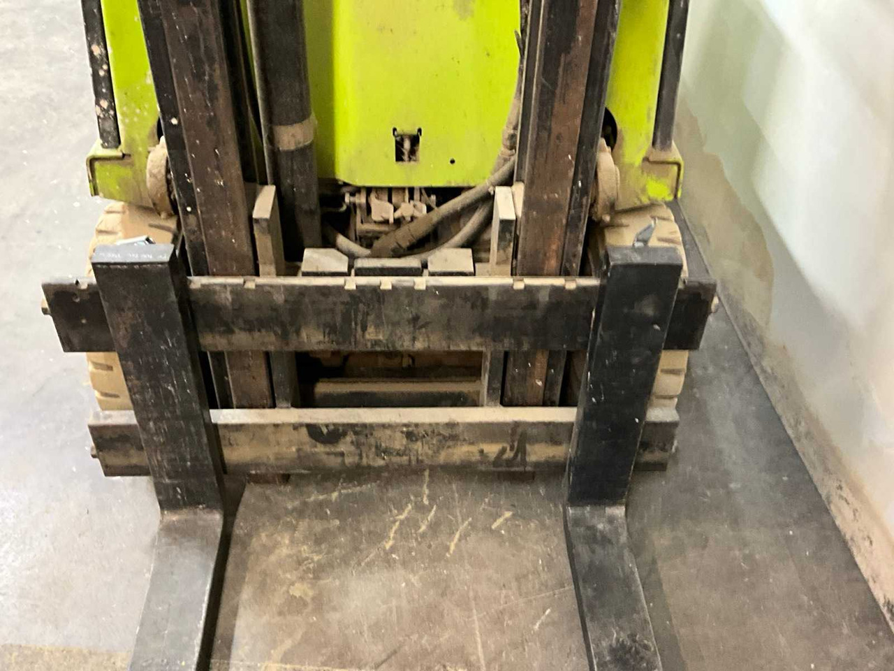 CLARK TM 15 FORKLIFT - Forklift: fotoğraf 5 CLARK TM 15 FORKLIFT - Forklift: fotoğraf 5