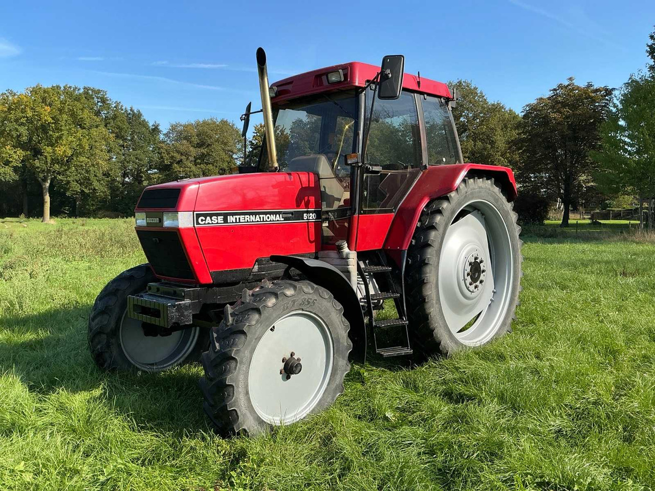 Case IH 5120 - Traktör: fotoğraf 1 Case IH 5120 - Traktör: fotoğraf 1