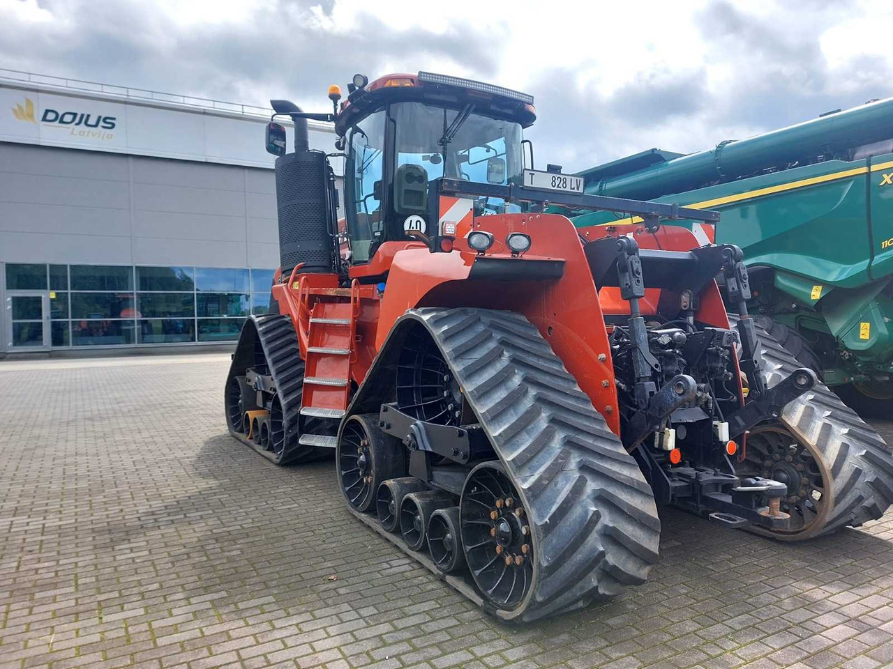 Case Quadtrac 600 - Paletli traktör: fotoğraf 5 Case Quadtrac 600 - Paletli traktör: fotoğraf 5