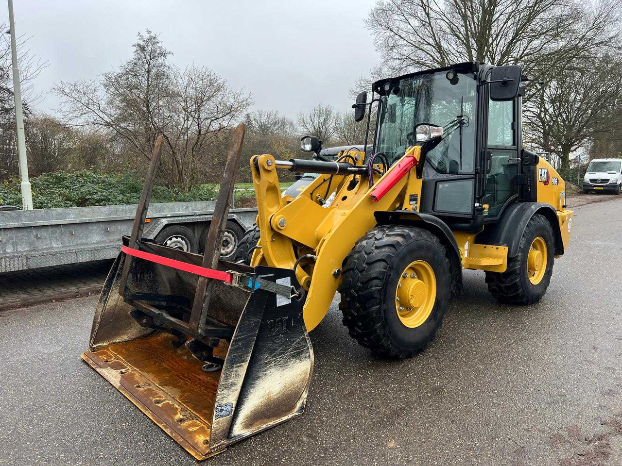 Caterpillar 906 - Tekerlekli yükleyici: fotoğraf 1 Caterpillar 906 - Tekerlekli yükleyici: fotoğraf 1