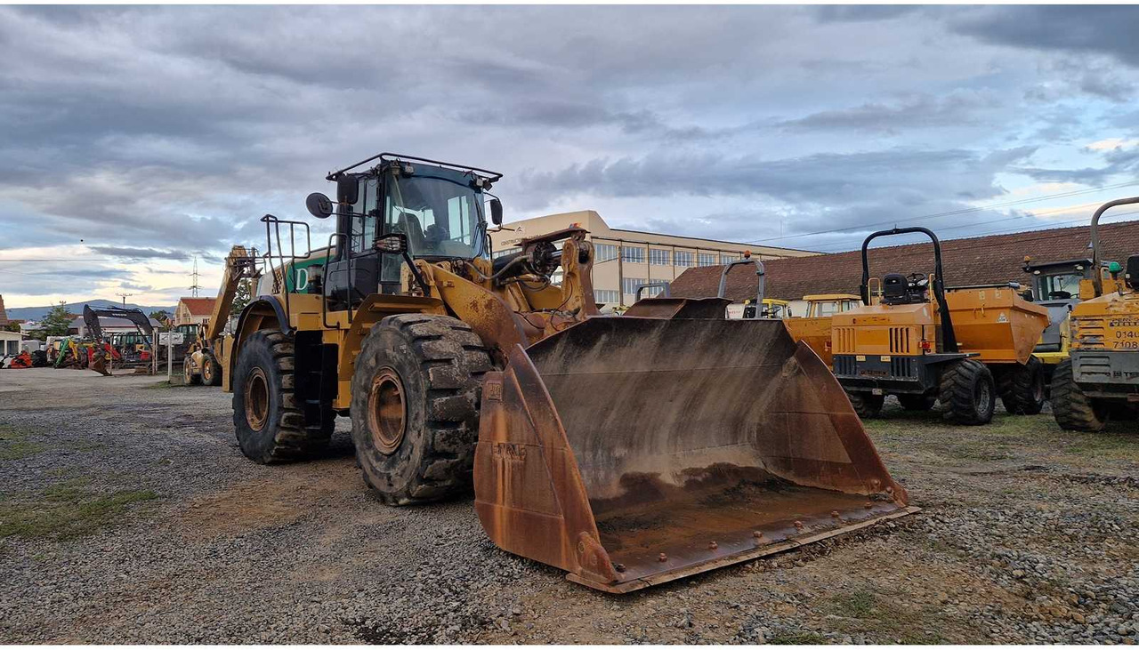 Caterpillar 972K - Tekerlekli yükleyici: fotoğraf 1 Caterpillar 972K - Tekerlekli yükleyici: fotoğraf 1