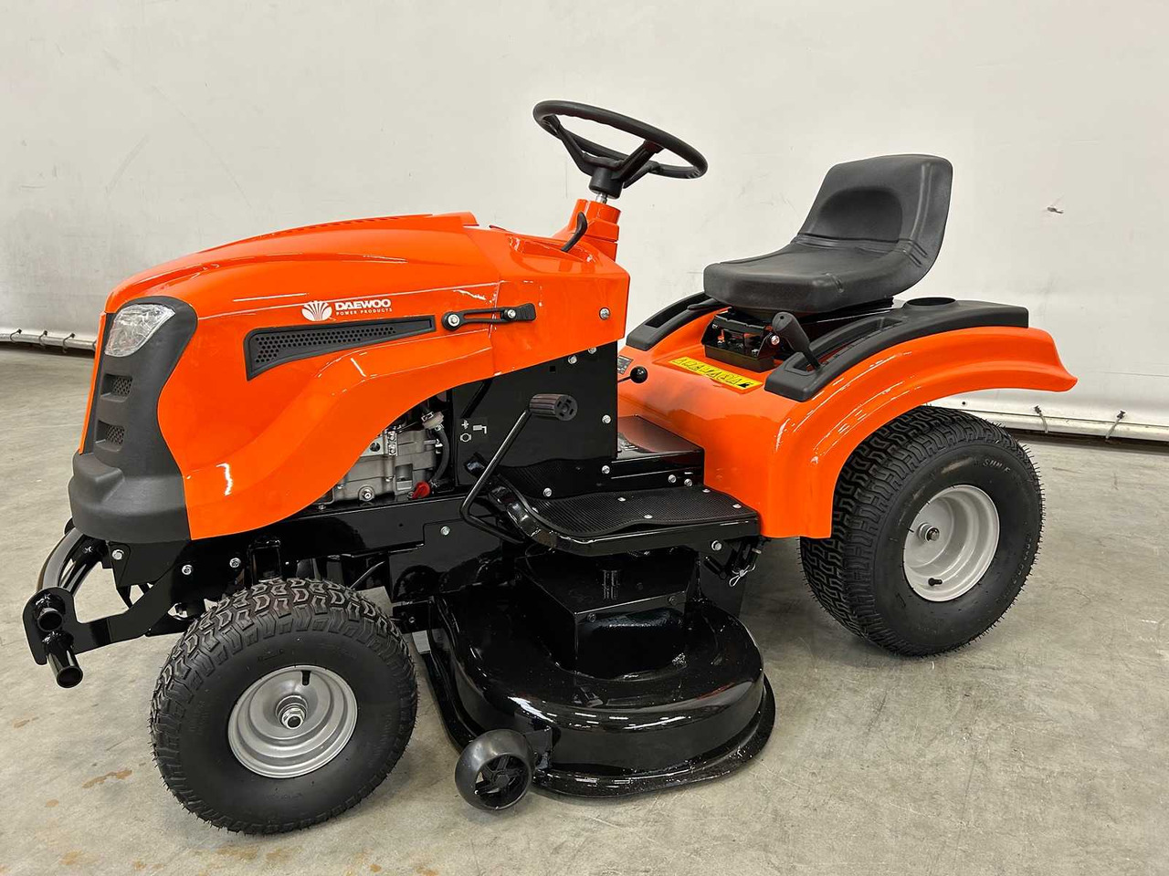 Daewoo DA1066HX - Çim biçme makinesi: fotoğraf 2 Daewoo DA1066HX - Çim biçme makinesi: fotoğraf 2