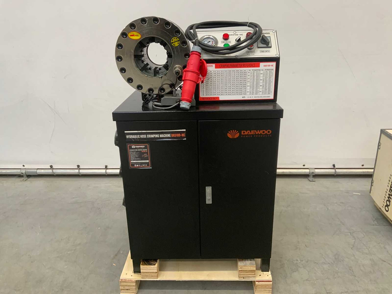 Daewoo DA5100-HC - Sulama sistemi: fotoğraf 1 Daewoo DA5100-HC - Sulama sistemi: fotoğraf 1