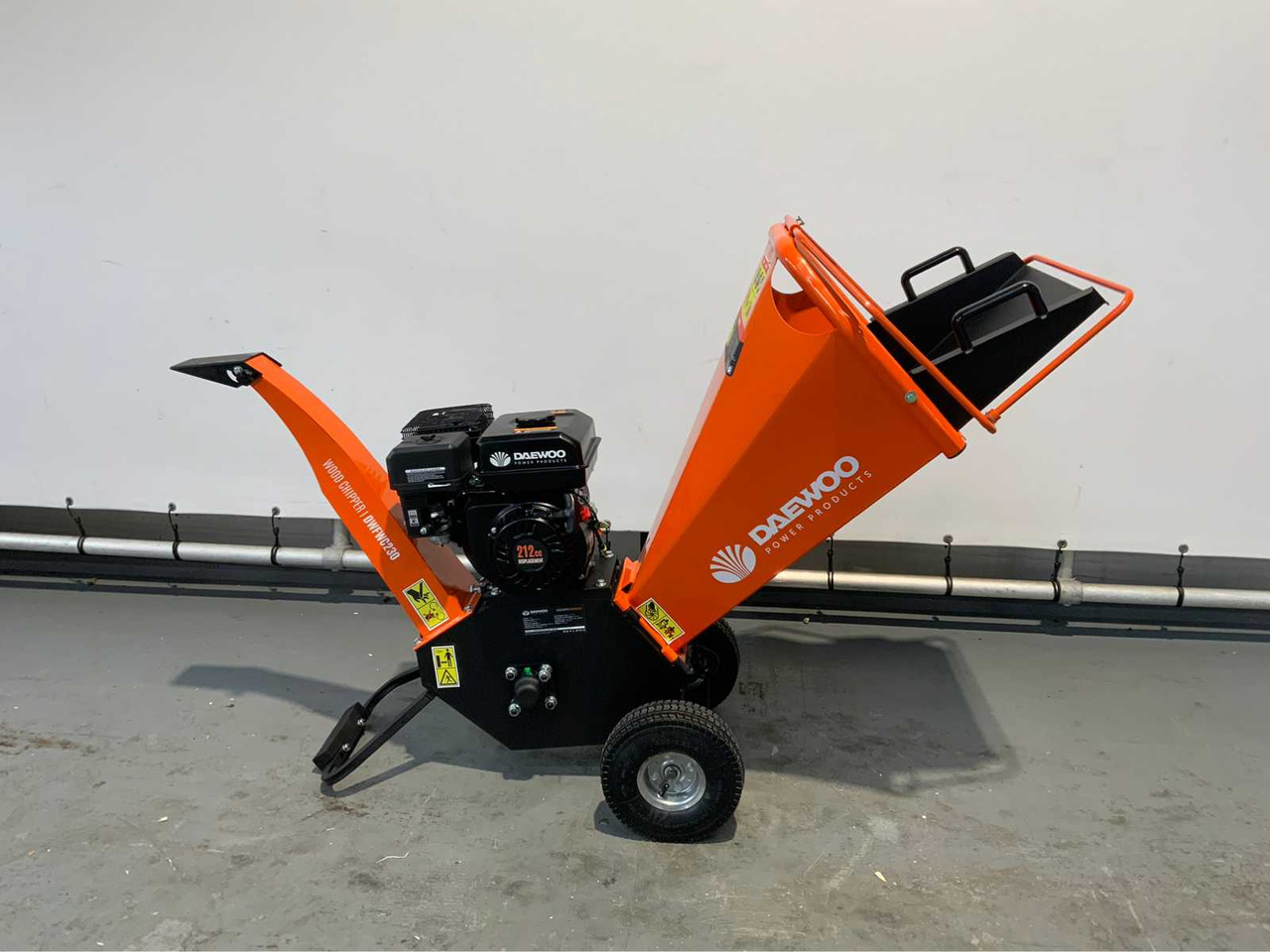 Daewoo DWFWC230 - Ağaç parçalama makinesi: fotoğraf 3 Daewoo DWFWC230 - Ağaç parçalama makinesi: fotoğraf 3