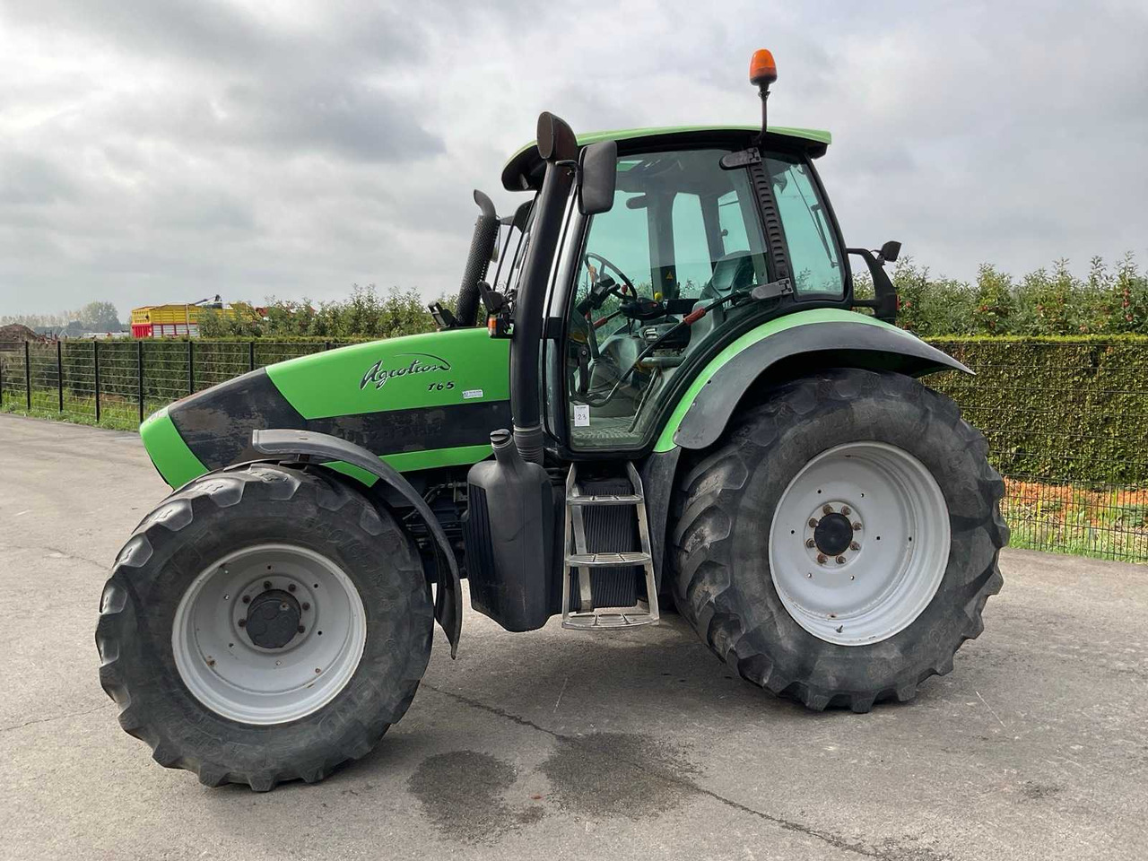 Deutz-Fahr Agrotron 165.7 - Traktör: fotoğraf 3 Deutz-Fahr Agrotron 165.7 - Traktör: fotoğraf 3