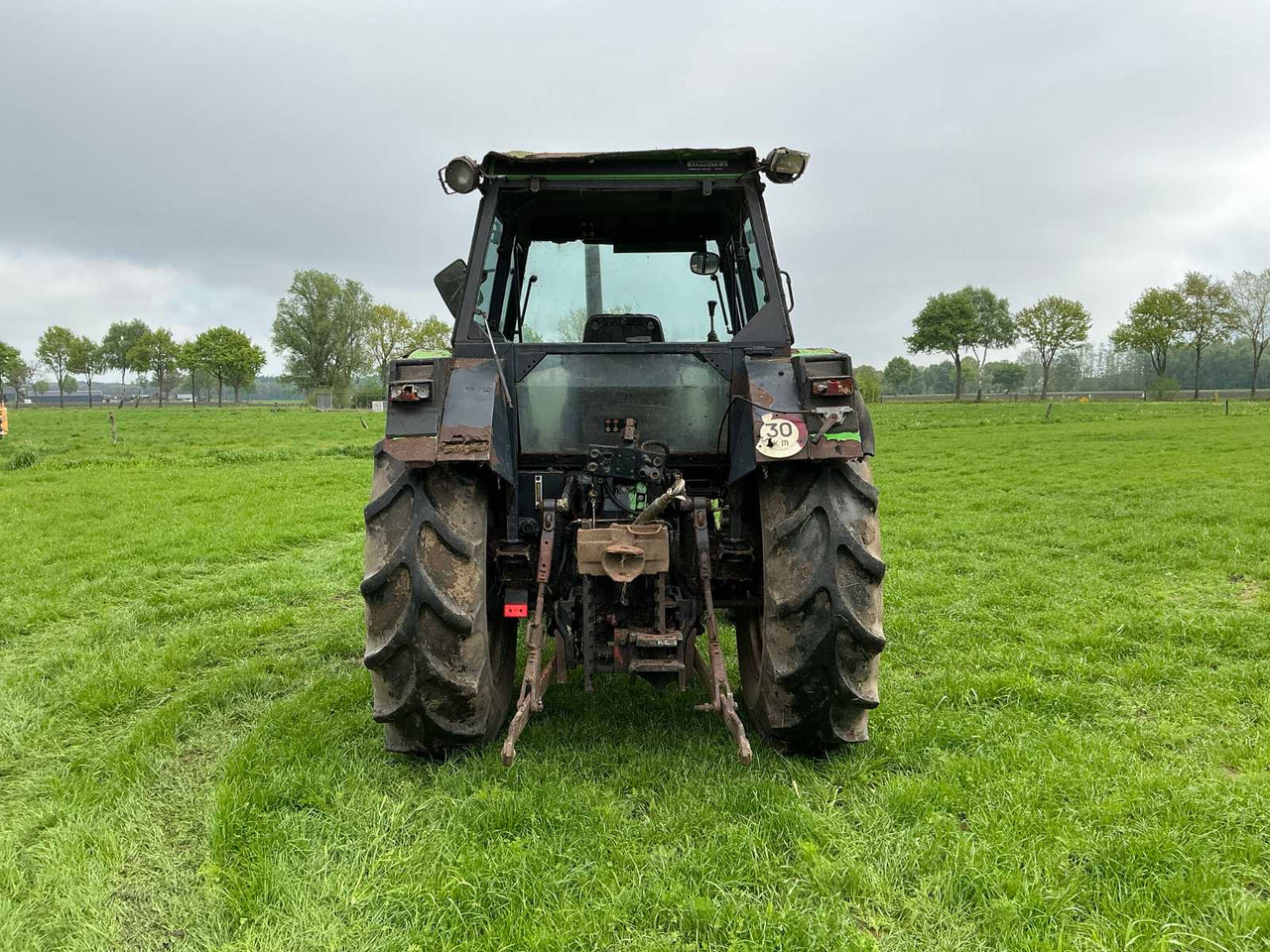 Deutz-Fahr DX6.05A - Traktör: fotoğraf 4 Deutz-Fahr DX6.05A - Traktör: fotoğraf 4