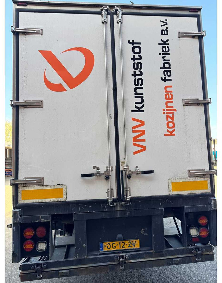 H.T.F. - 2001 - SEMI-TRAILER WITH CLOSED INSULATED BODY WITH STEERED REAR AXLE, AMA TAIL LIFT 14 METERS OG-12-ZV - Dorse: fotoğraf 3 H.T.F. - 2001 - SEMI-TRAILER WITH CLOSED INSULATED BODY WITH STEERED REAR AXLE, AMA TAIL LIFT 14 METERS OG-12-ZV - Dorse: fotoğraf 3