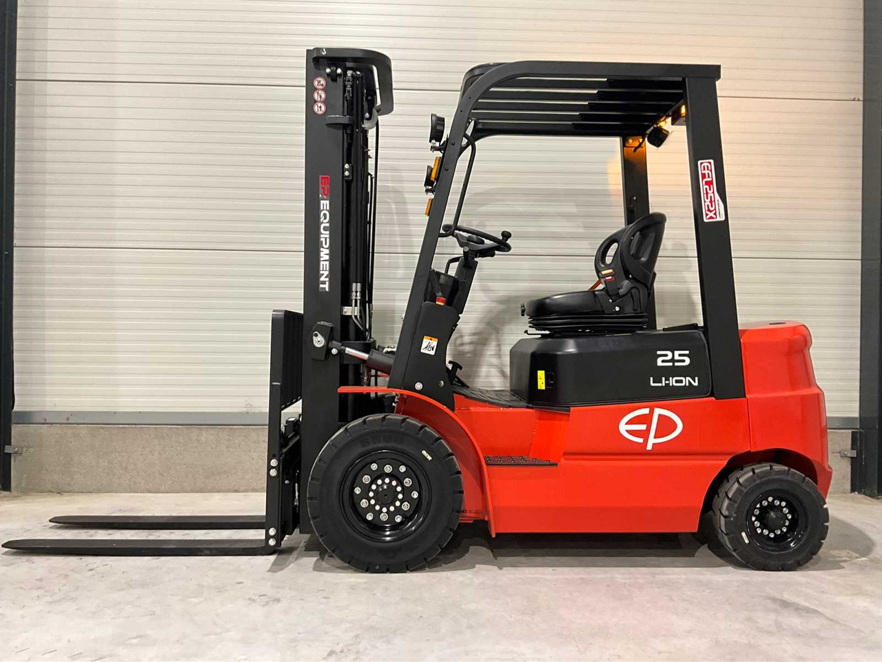 EP - 2025 - EFL 252 X - FORKLIFT TRUCK - Forklift: fotoğraf 2 EP - 2025 - EFL 252 X - FORKLIFT TRUCK - Forklift: fotoğraf 2