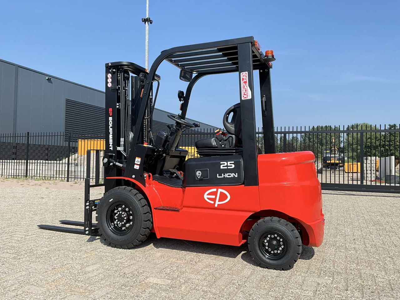 EP - 2025 - EFL 252 XS - FORKLIFT TRUCK - Forklift: fotoğraf 3 EP - 2025 - EFL 252 XS - FORKLIFT TRUCK - Forklift: fotoğraf 3