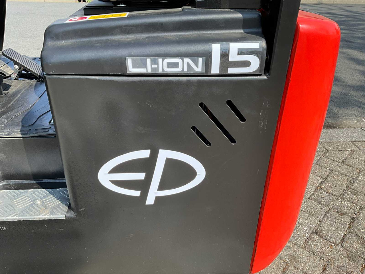 Forklift EP EFS 151 - 4.35 METER TRIPLEX, LI-ION, FREE-LIFT, SIDE-SHIFT - FORKLIFT: fotoğraf 21 Forklift EP EFS 151 - 4.35 METER TRIPLEX, LI-ION, FREE-LIFT, SIDE-SHIFT - FORKLIFT: fotoğraf 21